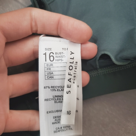 NWOT Seafolly Collective Hybrid Bralette Top Swimsuit. Green. Pads. 12US. - Picture 2 of 11